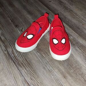 Marvel Spider-Man canvas slip on shoes Kids Sz 8